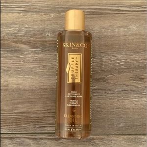 Skin&Co Truffle Therapy Cleansing Oil
